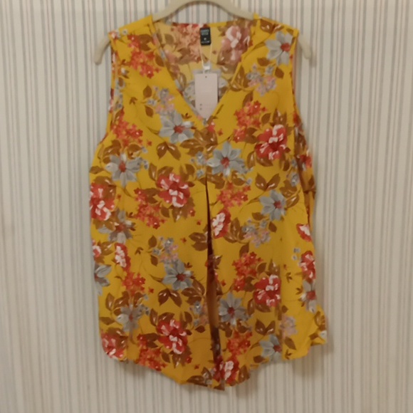 4  Emery Rose Summer Tops - Picture 7 of 10